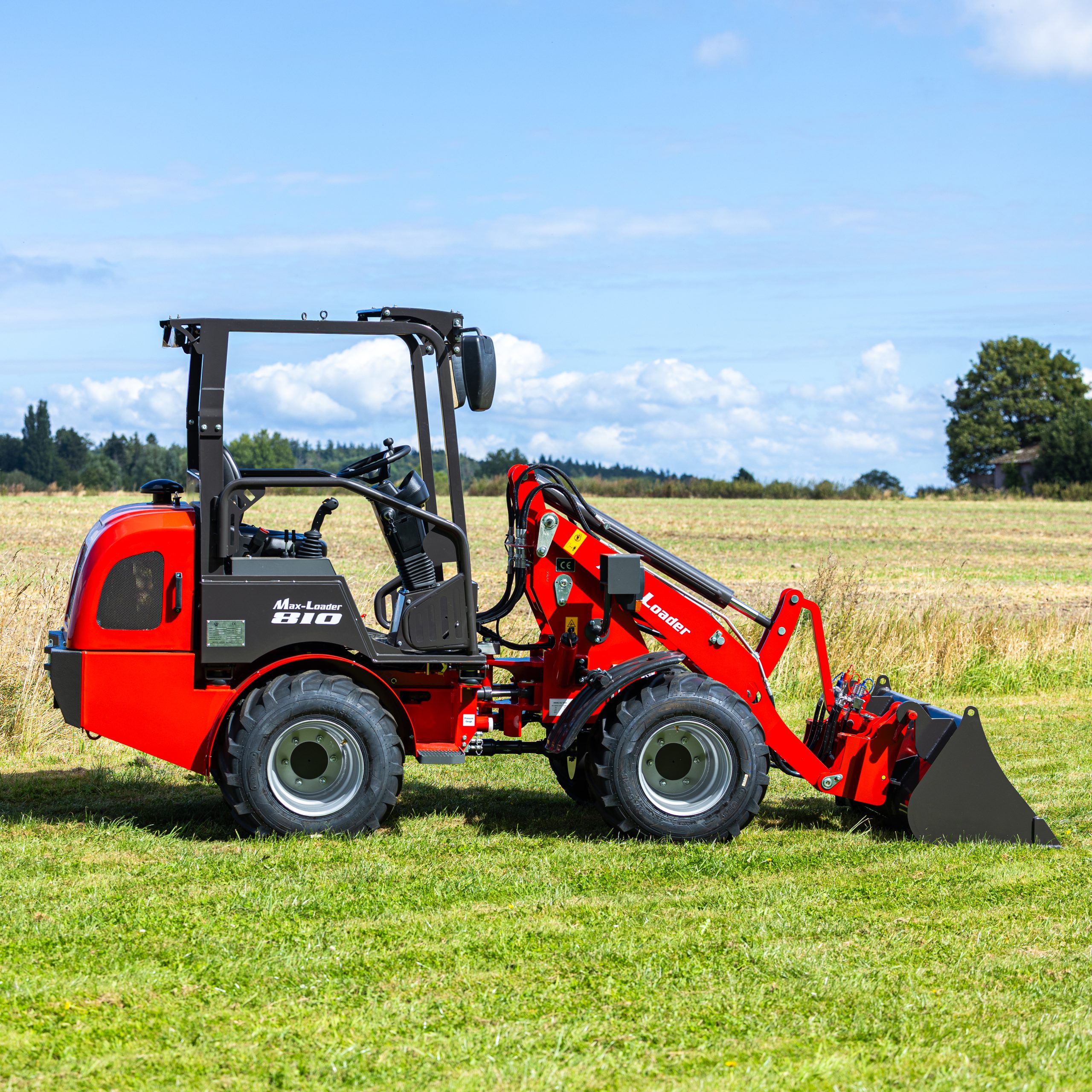 max loader 810 u/kabine