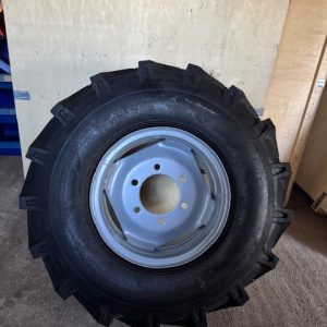 20.5/70 16 dæk på fælg